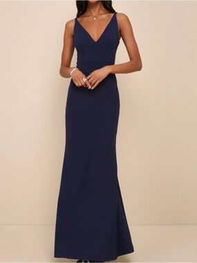 Lulu’s Navy Blue Elegant Navy V-Neck Evening Gown